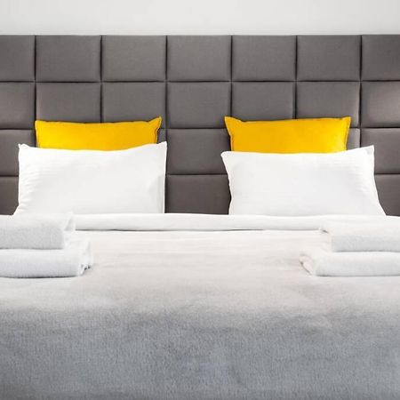 Househost Apartment: Miodowa 42/8B Street Краков Экстерьер фото